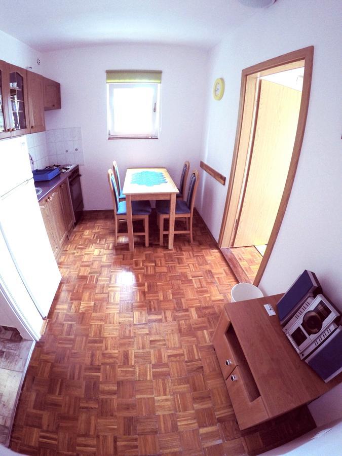Blue City Apartment'S Repic Biograd Na Moru Exterior foto