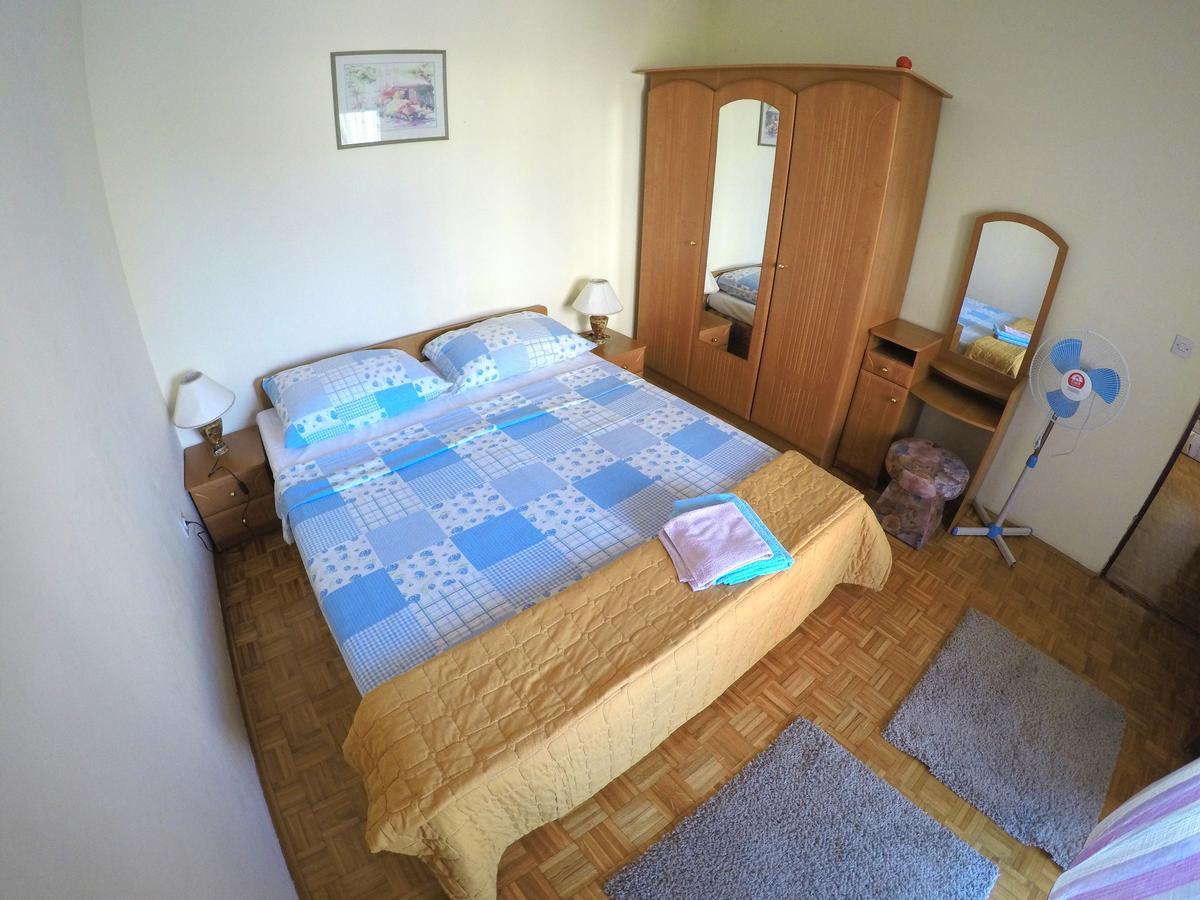 Blue City Apartment'S Repic Biograd Na Moru Exterior foto